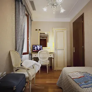 Hotel Ca' D'oro - Wenice Deep Culture, Venice