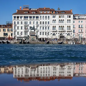 Hotel Londra Palace, Venice