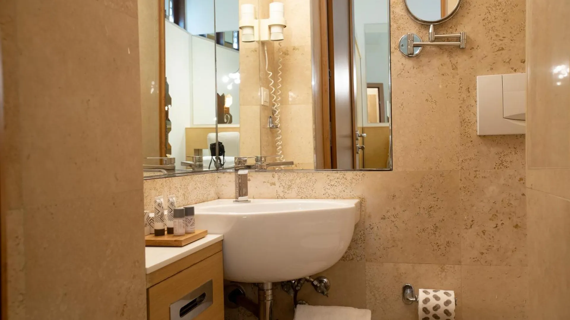 Hotel Ca' Dei Dogi Venedig